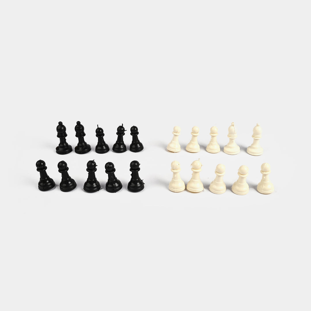 Chess Pieces Set – Classic Black & White
