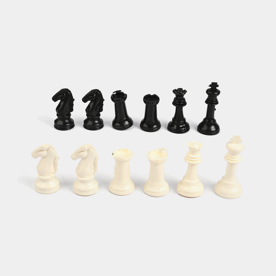 Chess Pieces Set – Classic Black & White