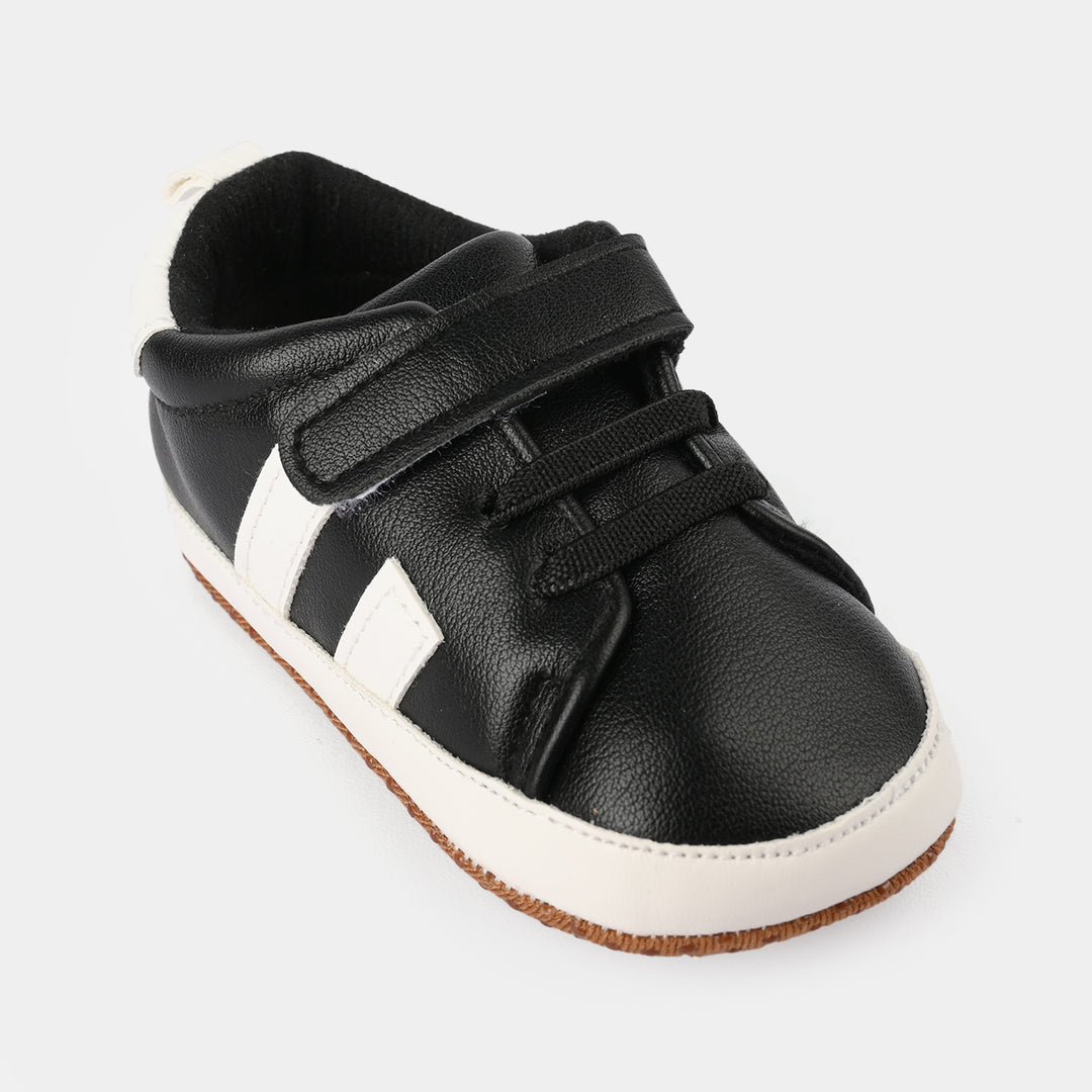 Boys Shoes D160-BLACK