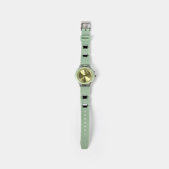 Elegant Wrist Watch For Everyday Style